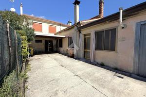 CASA INDIPENDENTE A SAN MARTINO DI LUPARI