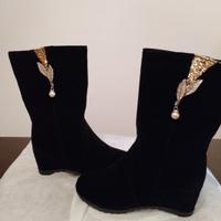 Stivaletti nuovi n. 37