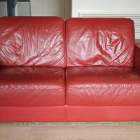 Due Divani in pelle rossa