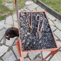 Forgia a carbone