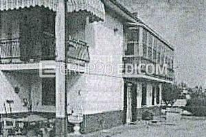 Casa, Borgo Priolo.