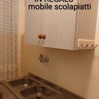 Mobile lavello e lavello doppia vaschetta