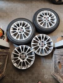 Cerchi in lega da 16"