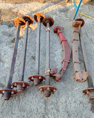 5 assali agricoli a 6 bulloni + 2 balestre pesanti