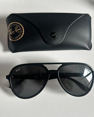 Occhiali da sole Ray-Ban 4376 Nuovi
