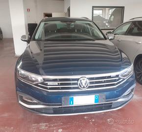 Volkswagen Passat Alltrack 2.0 TDI 4M DSG - 2021