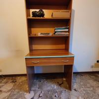 Srivania con libreria + comodino