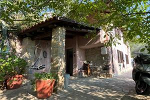 Casa indipendente di 80 m² con 4 locali a Camporos