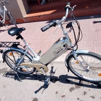 Bicicletta pedalata assistita 250w