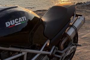 Ducati monster 600