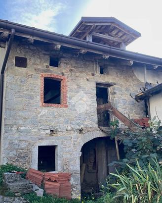 RUSTICO A SAVOGNA