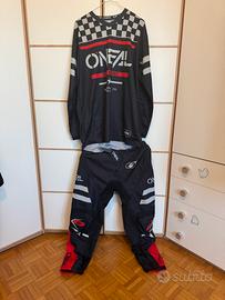 Maglia e pantaloni da cross