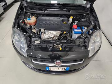 Auto & Servizio - FIAT Bravo 1.6 mjt Dynamic 105cv E5 Usato