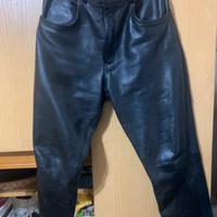 Pantaloni jeans in pelle