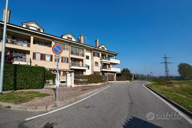 4 LOCALI A ZELO BUON PERSICO