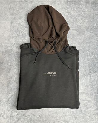 Felpa con cappuccio Nike nera taglia S