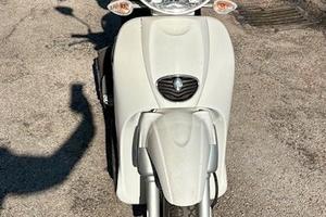 SCARABEO Aprilia Classic 50 2T Bianco