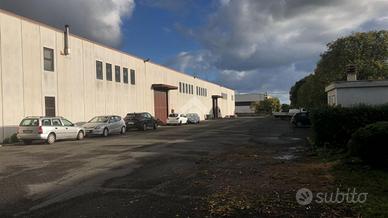 CAPANNONE A ALBANO LAZIALE