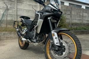 Kove 800 X