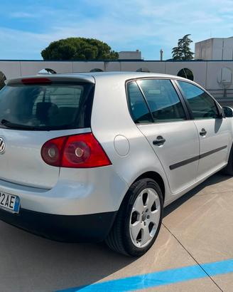 Golf  1.9 TDI