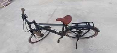 Cube KATHMANDU PRO BICI TRECKING