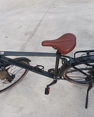 Cube KATHMANDU PRO BICI TRECKING