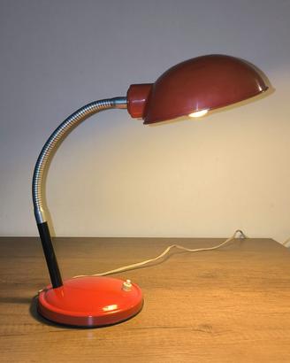 lampada da scrivania rossa anni 60/70