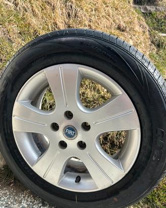 Cerchi in lega Fiat Sedici R16