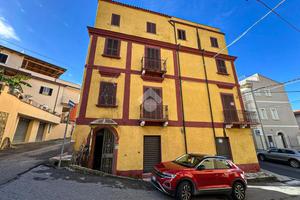 MULTILOCALE A SAN LUCIDO