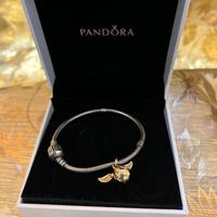 Bracciale e charm Pandora