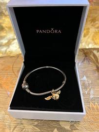 Bracciale e charm Pandora