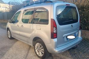 Peugeot Partner 1.6 HDI  GANCIO TRAINO  N1