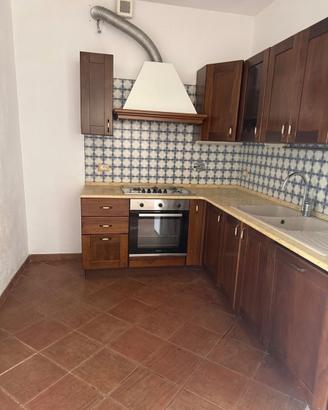 Cucina angolare in VERO LEGNO (senza il Top) , usa