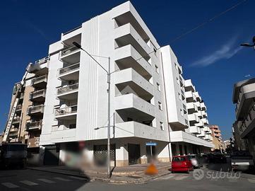 4 LOCALI A MAZARA DEL VALLO