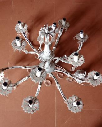 lampadario in ferro bianco a 12 braccia