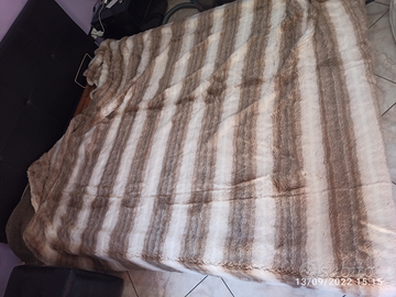 Coperta in eco pelliccia