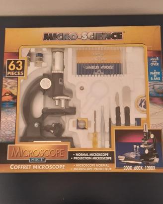 microscopio gioco in scatola