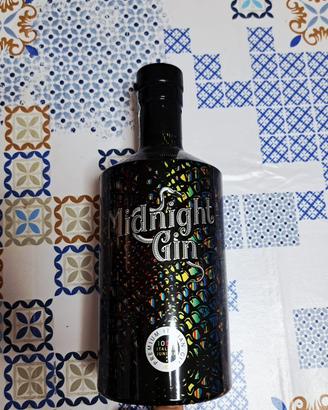 Bottiglia gin vuota