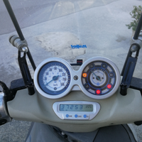 Scooter Beverly 200 anno 2002