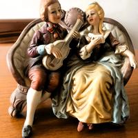 Statuina in ceramica