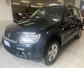 SUZUKI Grand Vitara 2.0 16V 5 porte  GPL