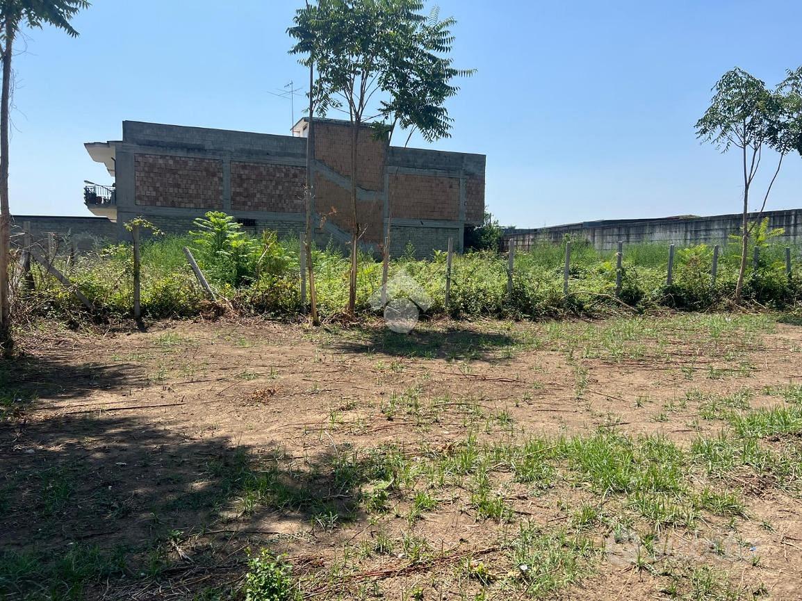 TERRENO A CASORIA - Vista 5