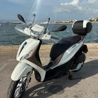 Piaggio Medley 125 in Garanzia  con soli 350 Km