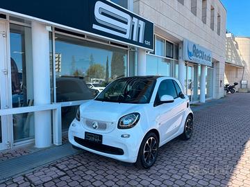 Smart ForTwo 1000 62 kW coupé passion