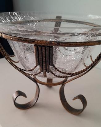 Centrotavola vintage fatto a mano con motivi a vol