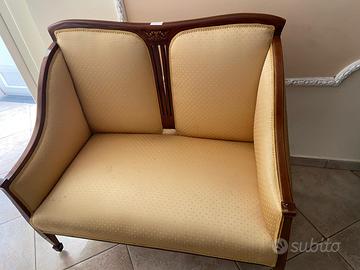 Set divanetto + 2 poltrone seta san leucio