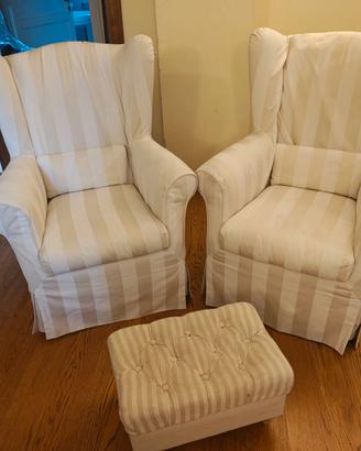 Coppia poltrone sfoderabili con pouf contenitore