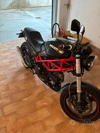 Ducati Monster 695