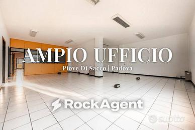 Immobile di 309 m² con più di 5 locali a Piove di 