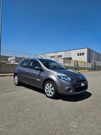 Renault Clio 1.2 75 cv